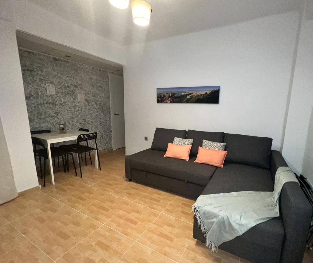 Holidays2Malaga 2 Bedroom Armengual De La Mota Close Shopping Center Exteriér fotografie