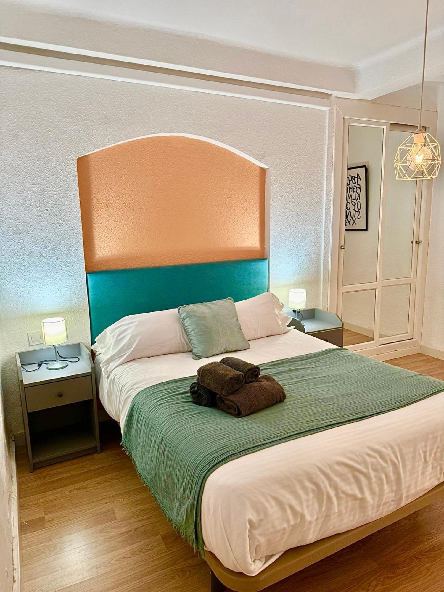 Holidays2Malaga 2 Bedroom Armengual De La Mota Close Shopping Center Exteriér fotografie